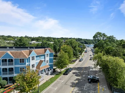 $99,500 | 123 Center Street, Unit 206, Lake Geneva, WI 53147