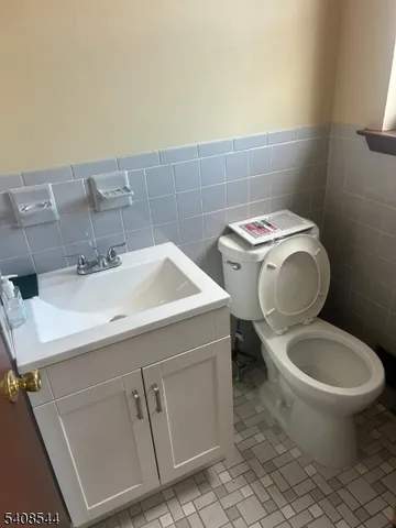 $2,750 | 43 Parker Road, Elizabeth, NJ 07208