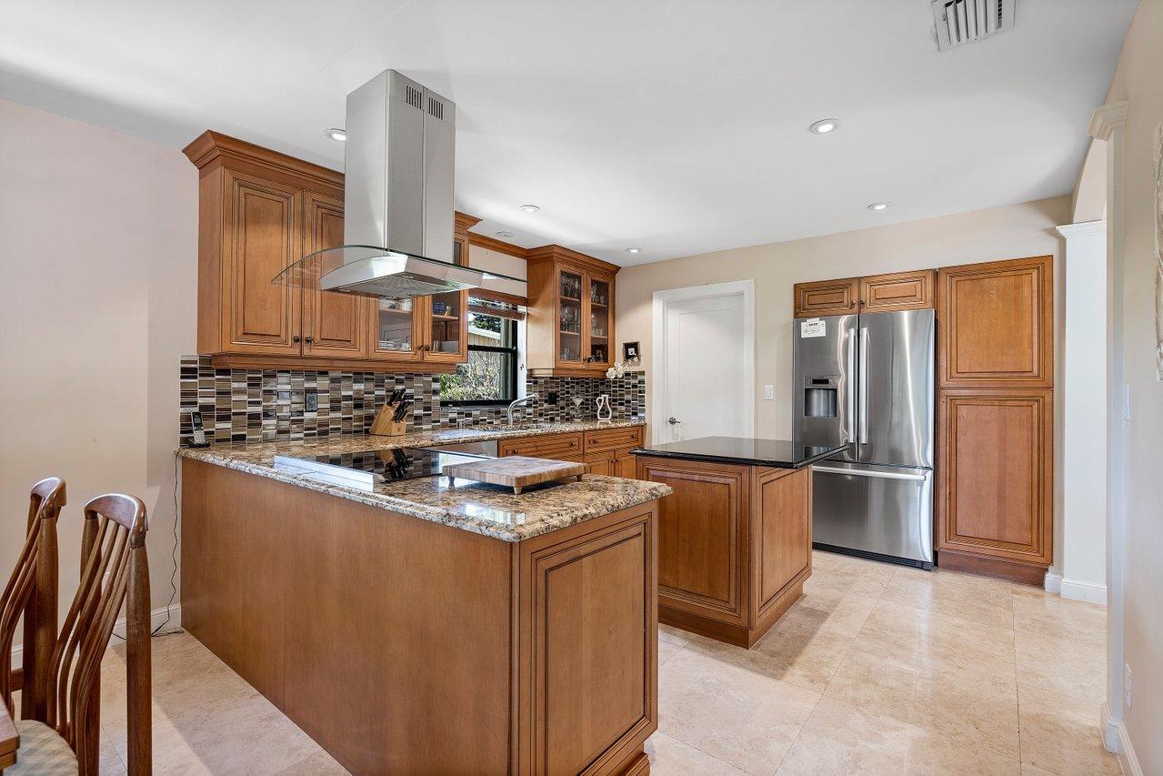 3200 Northwest 28th Avenue Boca Raton, FL 33434 - Photo 9 of 36 011-3200Northwest28thAvenue-BocaRaton-FL