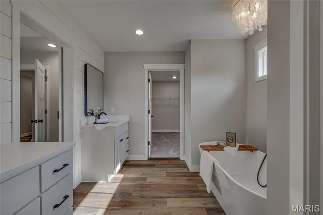 $550,000 | 3555 Weatherby Lane, Farmington, MO 63640