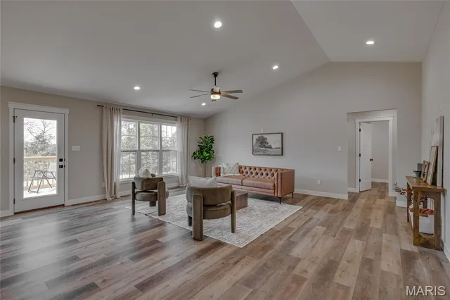 $550,000 | 3555 Weatherby Lane, Farmington, MO 63640