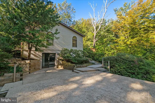 $724,900 | 1496 River Road, Crownsville, MD 21032