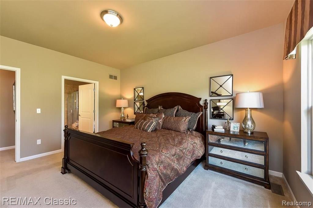 49271 Hawksburry Road Canton, MI 48188 - Photo 61 of 95