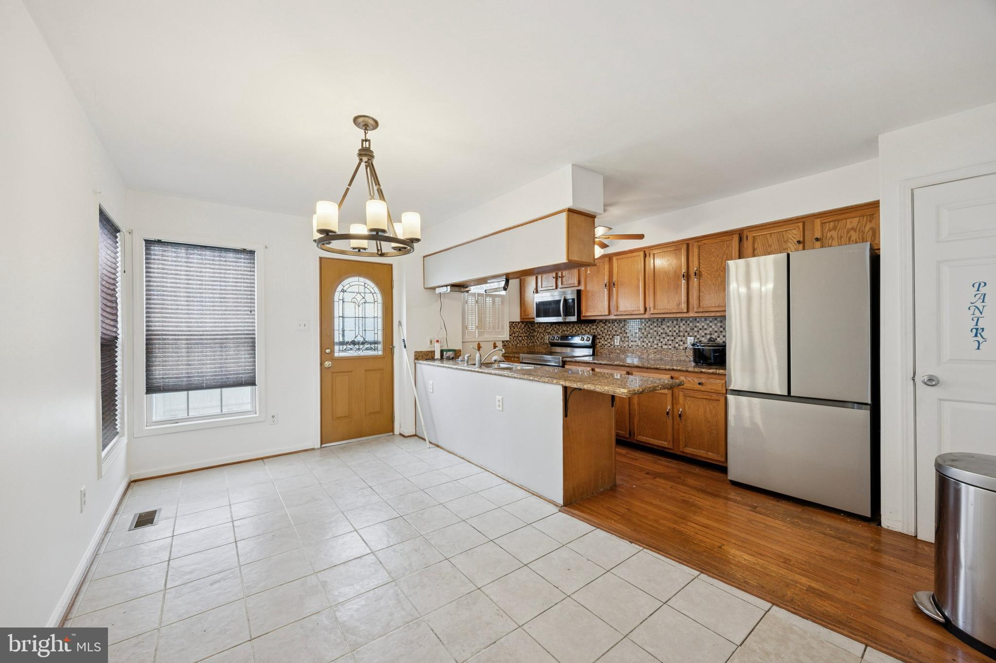 2733 Willits Road Philadelphia, PA 19114 - Photo 6 of 25 Gallery Image 6