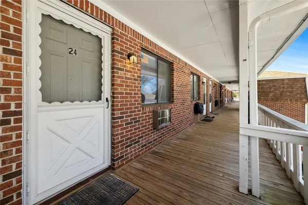 $226,240 | 569 Smithfield Road, Unit 24, North Providence, RI 02904