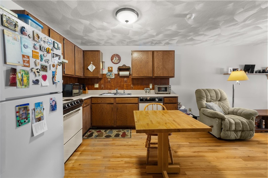 569 Smithfield Road, Unit 24 North Providence, RI 02904 - Photo 4 of 24