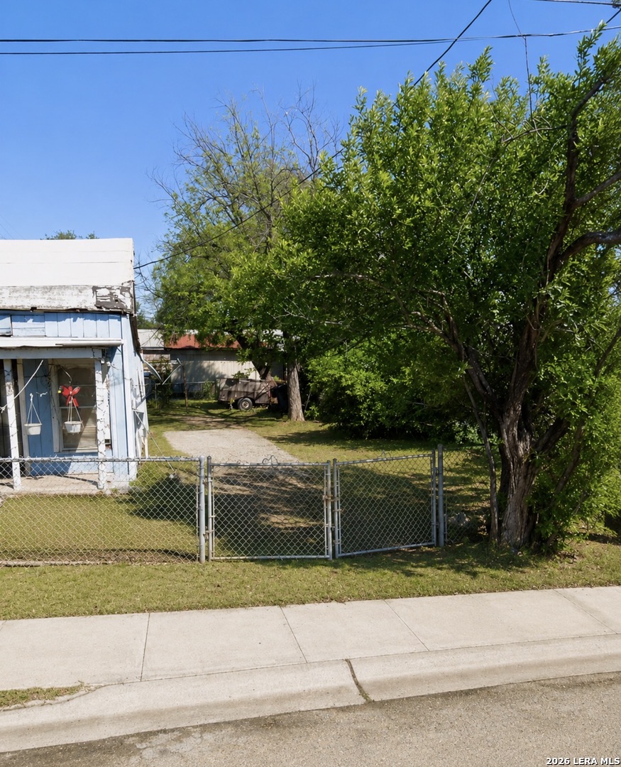 3017 Marcella Avenue Laredo, TX 78040 - Photo 2 of 7
