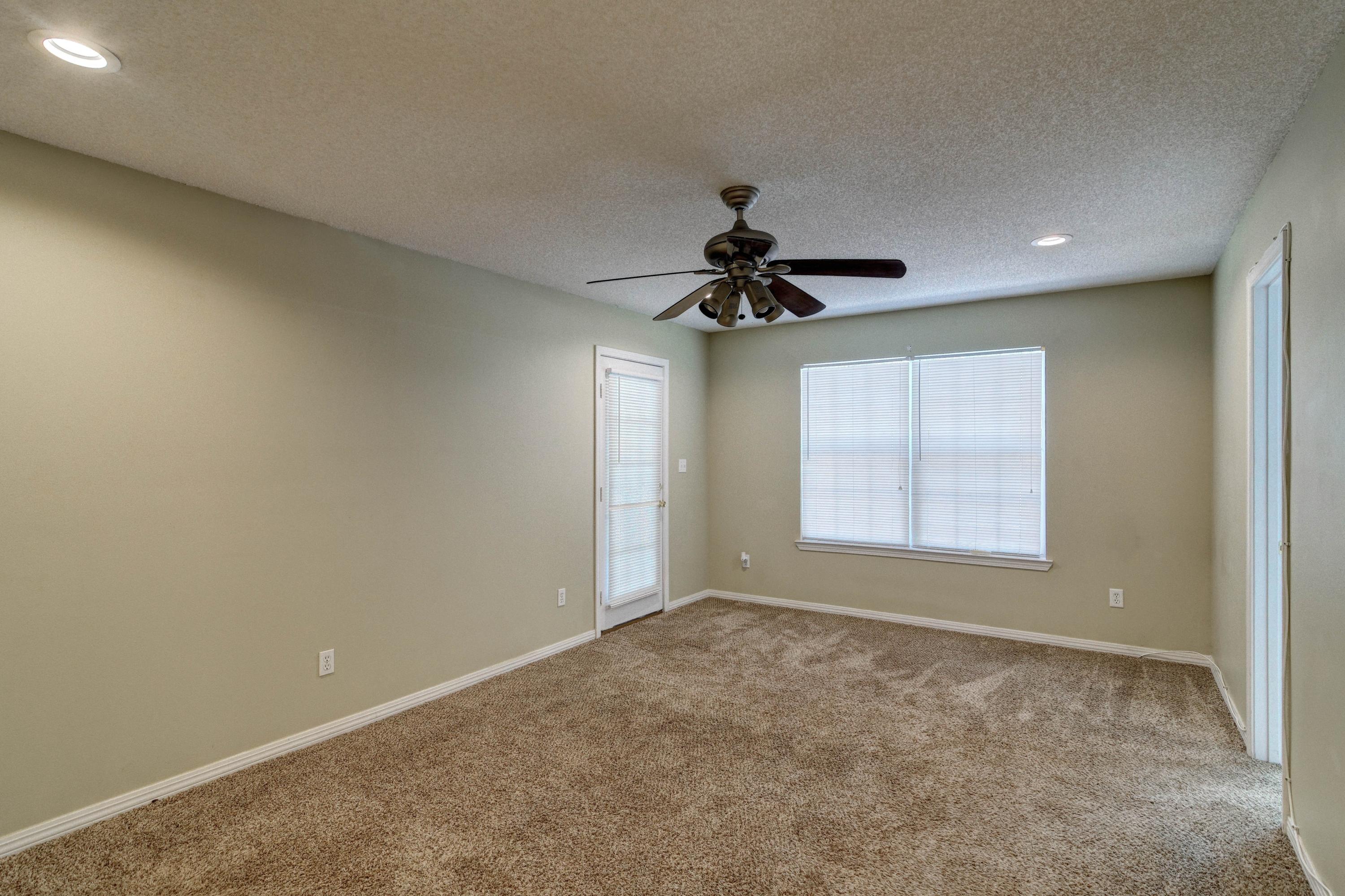 1774 Old Ranch Road Fort Walton Beach, FL 32547 - Photo 21 of 47 a view of an empty room and a window