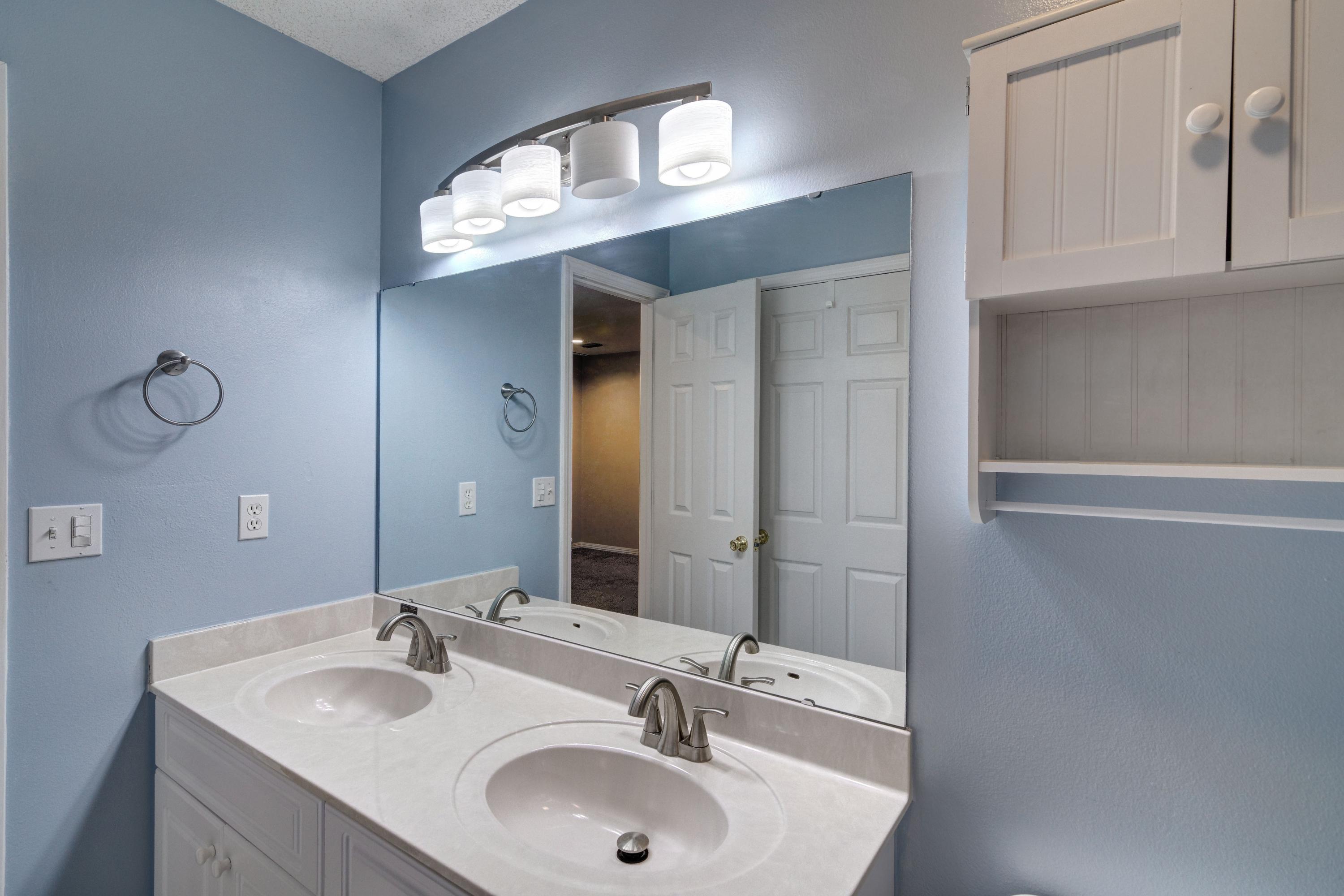 1774 Old Ranch Road Fort Walton Beach, FL 32547 - Photo 27 of 47 a bathroom with a sink and a mirror