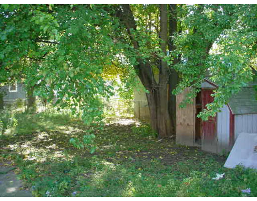 141 Johnson Street Springfield, MA 01108 - Photo 5 of 5