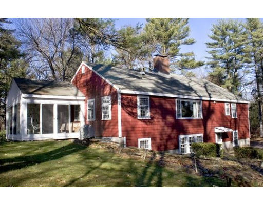 29 Cedar Street Boxford, MA 01921 - Photo 2 of 9 Gallery Image 2