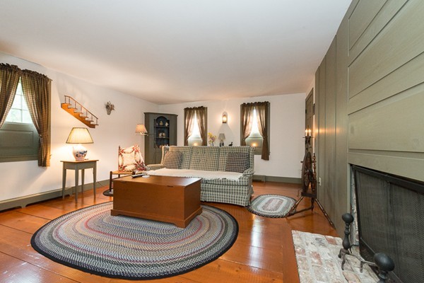 349 Exeter Road Hampton Falls, NH 03844 - Photo 4 of 24 Gallery Image 4