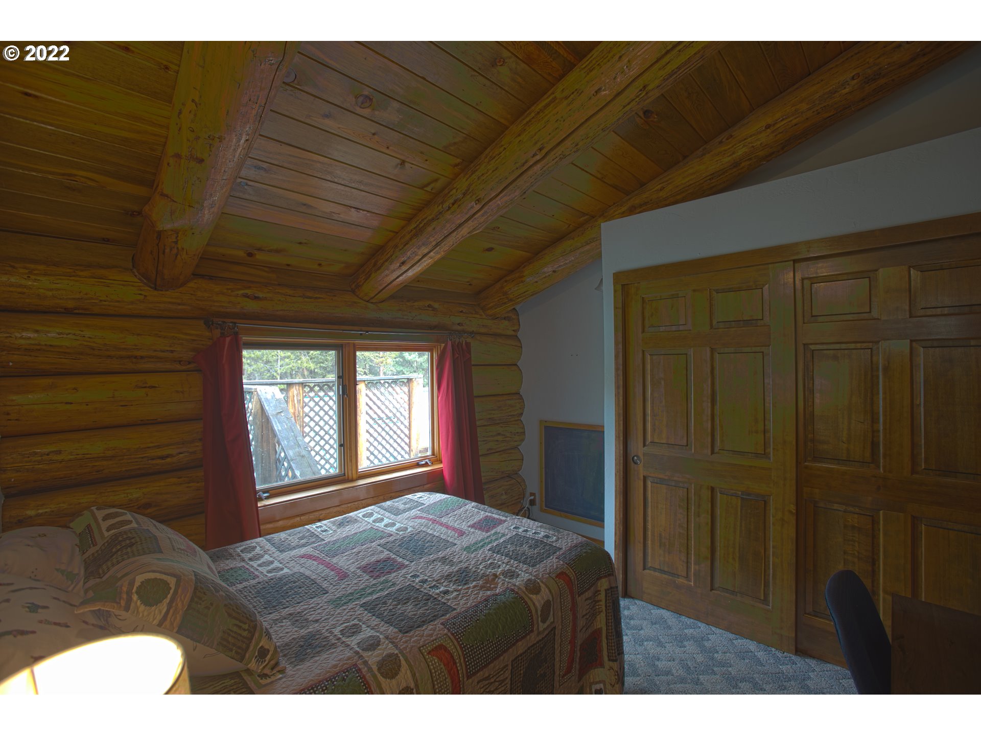 51285 Dianne Road La Pine, OR 97739 - Photo 14 of 32 Bedroom