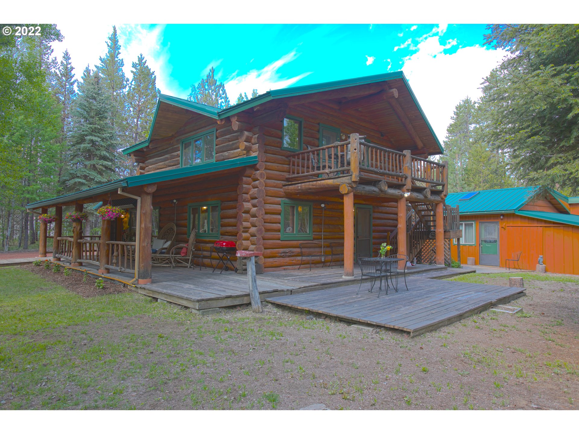 51285 Dianne Road La Pine, OR 97739 - Photo 17 of 32 Deck