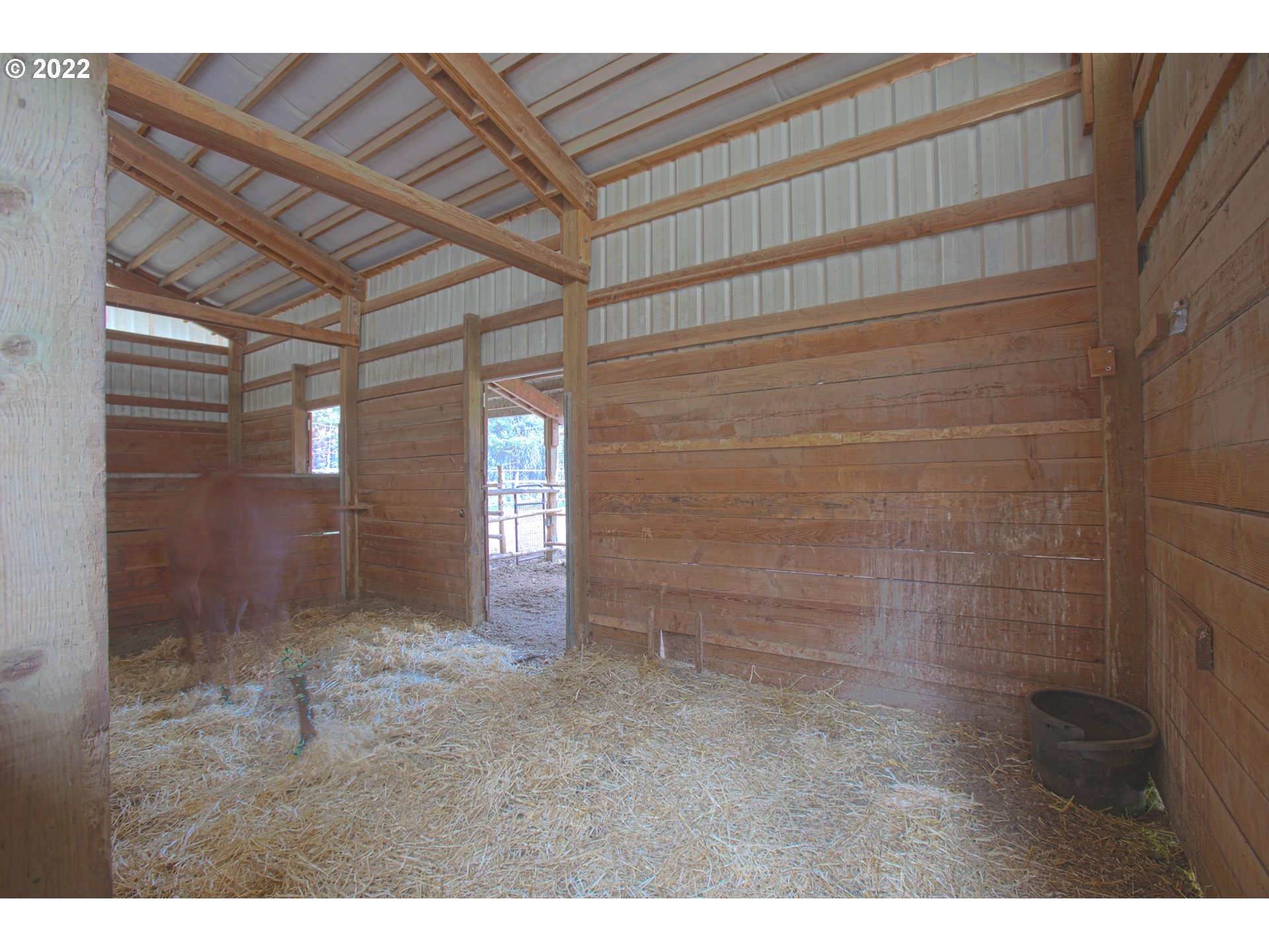 51285 Dianne Road La Pine, OR 97739 - Photo 27 of 32 Stable