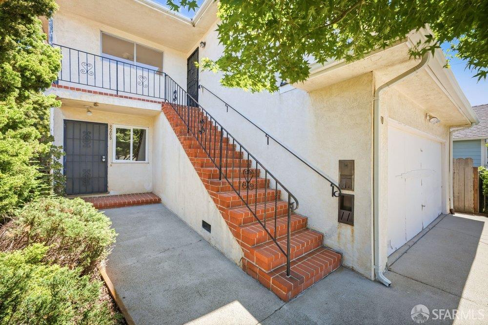 3210 Kansas Street Oakland, CA 94602 - Photo 3 of 63