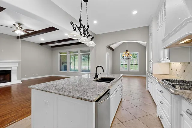 $609,900 | 7217 Deerfield Drive, Mansfield, TX 76063