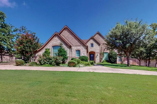$609,900 | 7217 Deerfield Drive, Mansfield, TX 76063