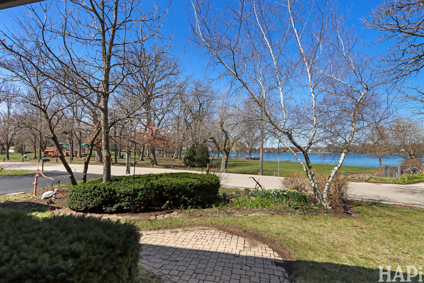 33254 North Cove Road Grayslake, IL 60030 - Photo 6 of 48