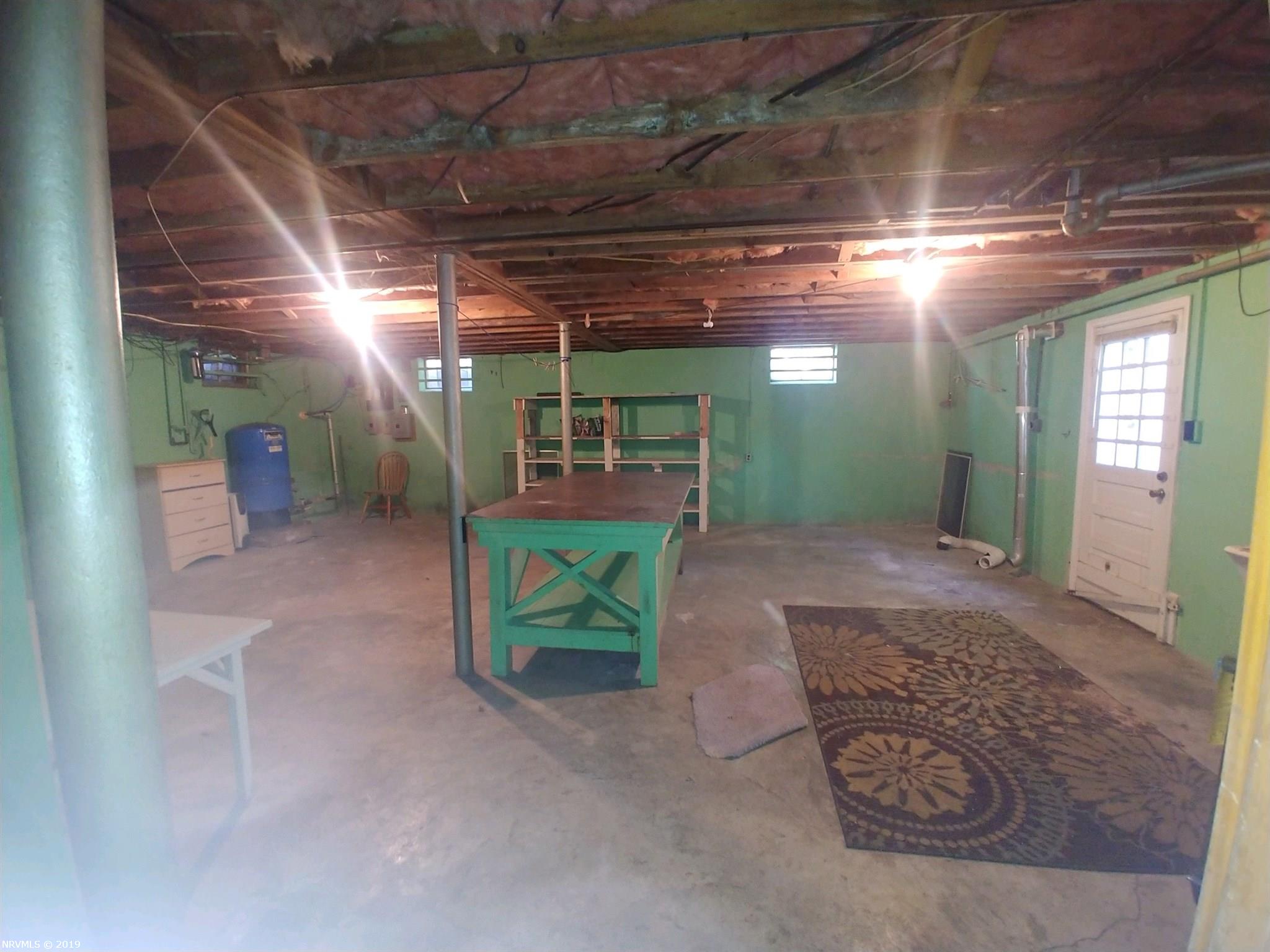 5196 State Park Road Dublin, VA 24084 - Photo 10 of 17 Gallery Image 10