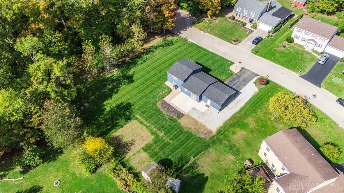 4235 Straight Arrow Road Beavercreek, OH 45430 - Photo 6 of 34 Gallery Image 6