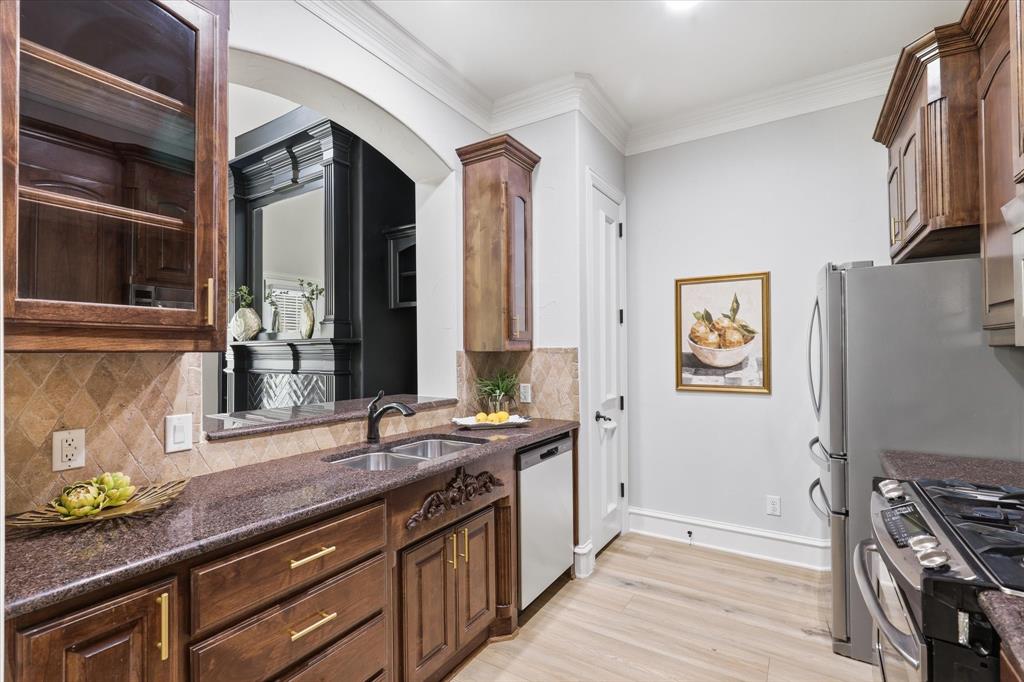 748 Rockingham Drive Irving, TX 75063 - Photo 26 of 40 Gallery Image 26