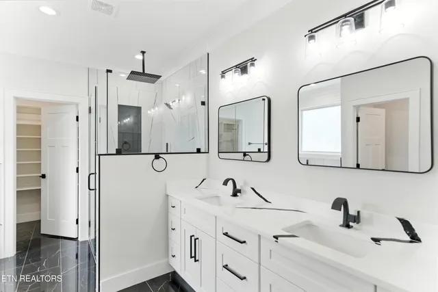 $765,000 | 149 Gado Way, Loudon, TN 37774