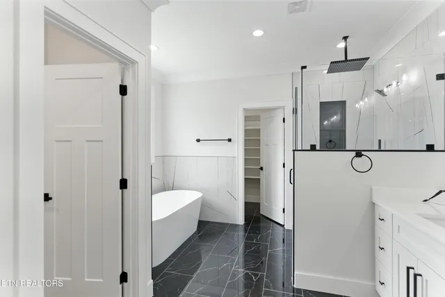 $765,000 | 149 Gado Way, Loudon, TN 37774