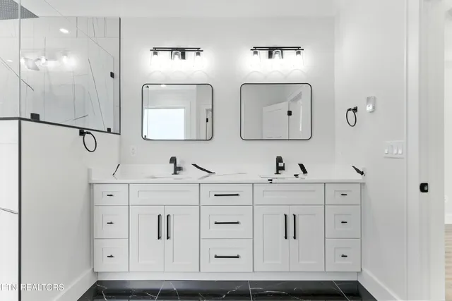 $765,000 | 149 Gado Way, Loudon, TN 37774