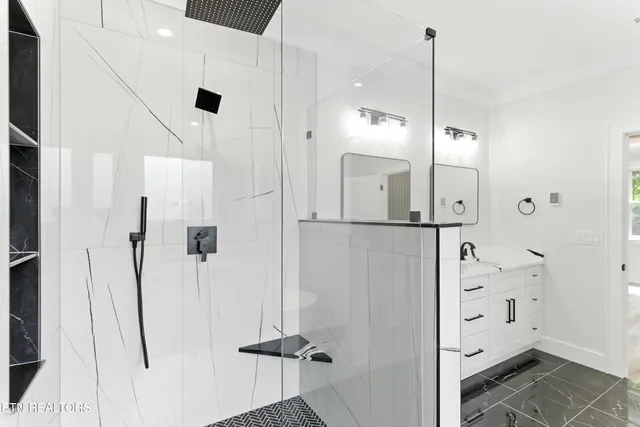 $765,000 | 149 Gado Way, Loudon, TN 37774