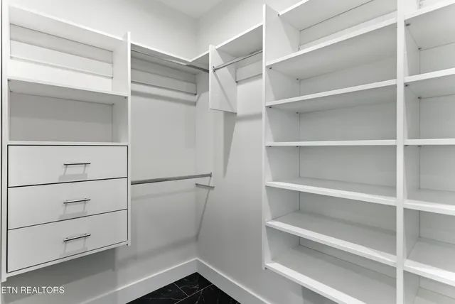 $765,000 | 149 Gado Way, Loudon, TN 37774