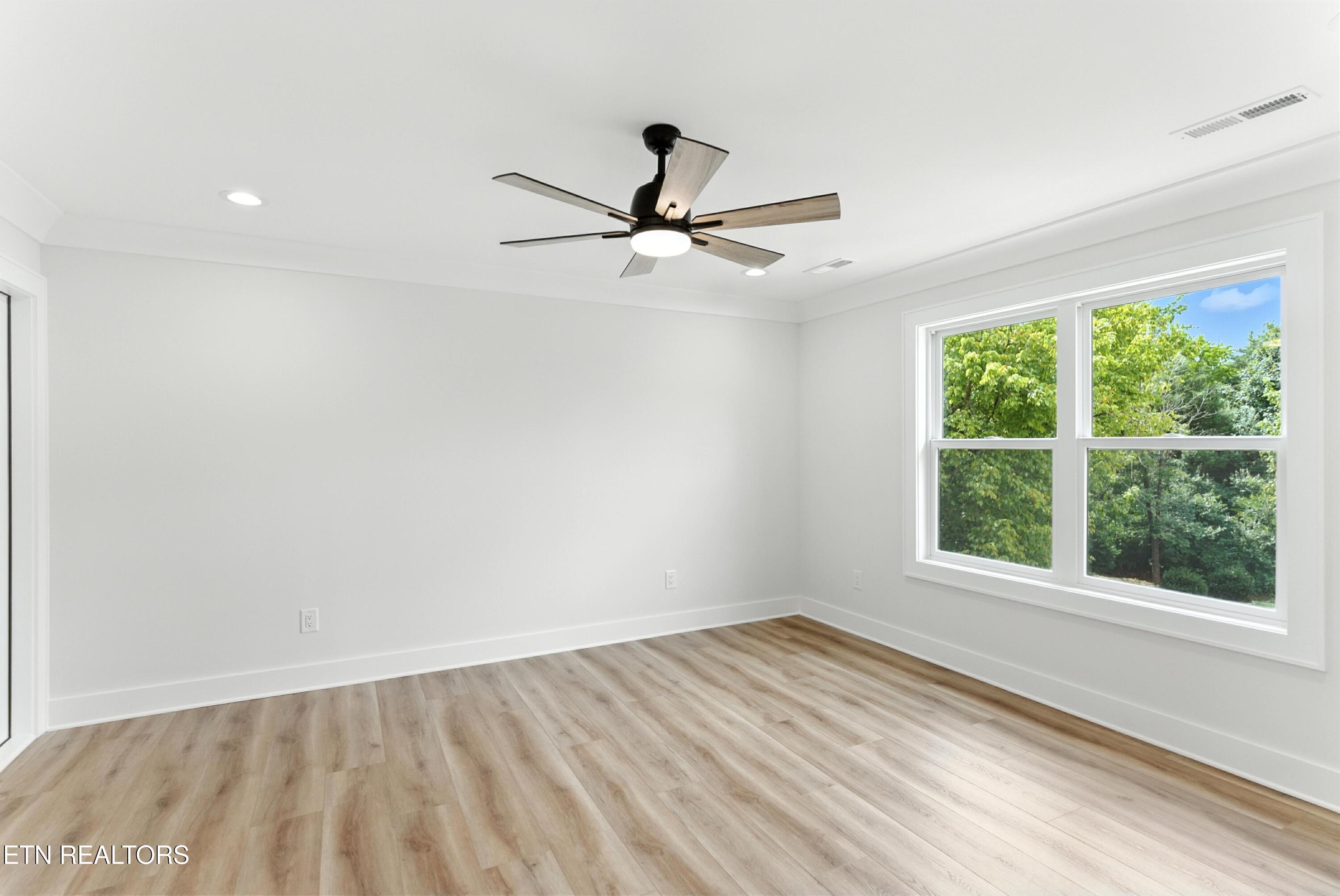 149 Gado Way Loudon, TN 37774 - Photo 40 of 54 DSC03088