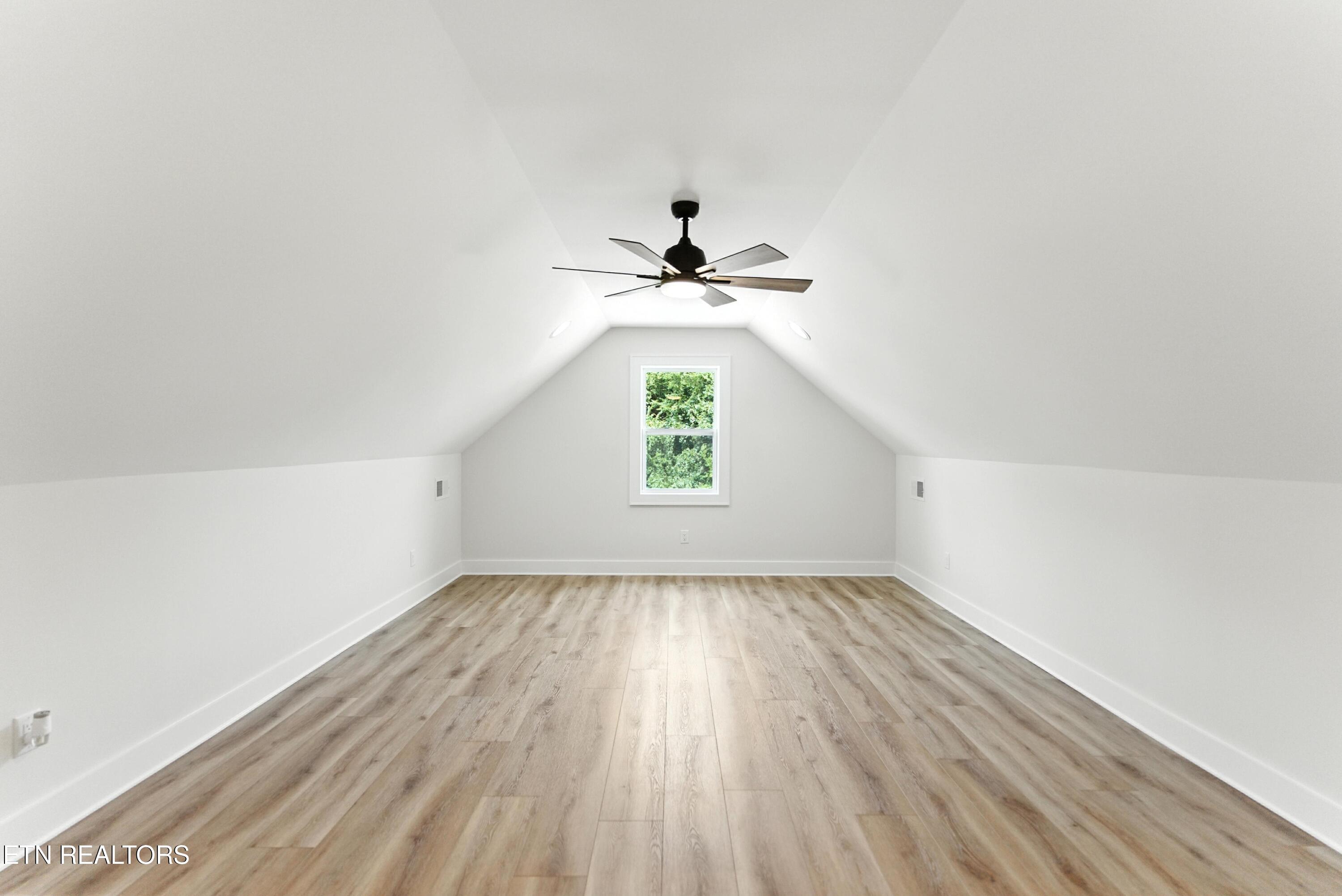 149 Gado Way Loudon, TN 37774 - Photo 41 of 54 DSC03055