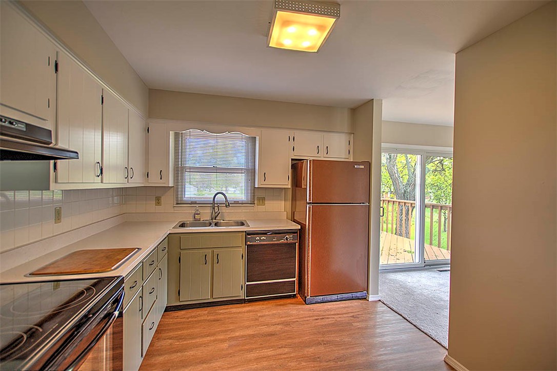 1744 North Oakcrest Avenue Decatur, IL 62526 - Photo 10 of 24 Gallery Image 10