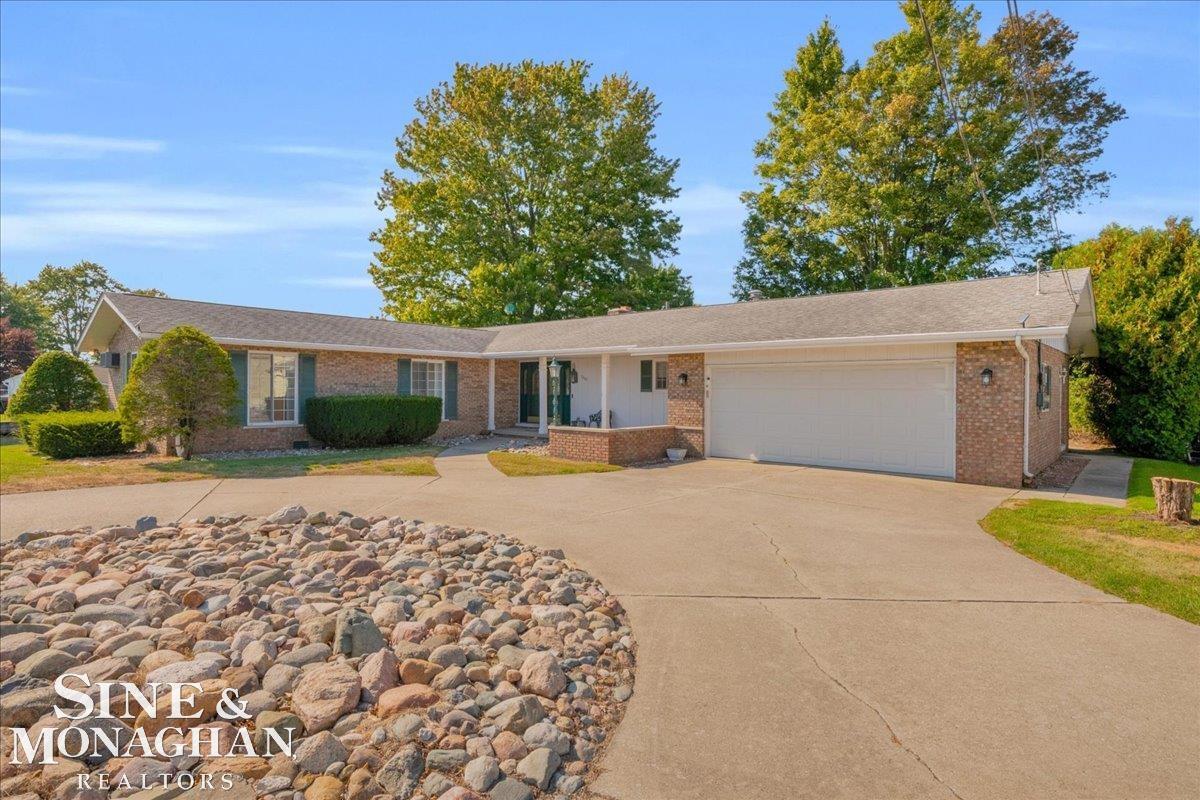 7292 Bluebill Road Algonac, MI 48001 - Photo 2 of 41