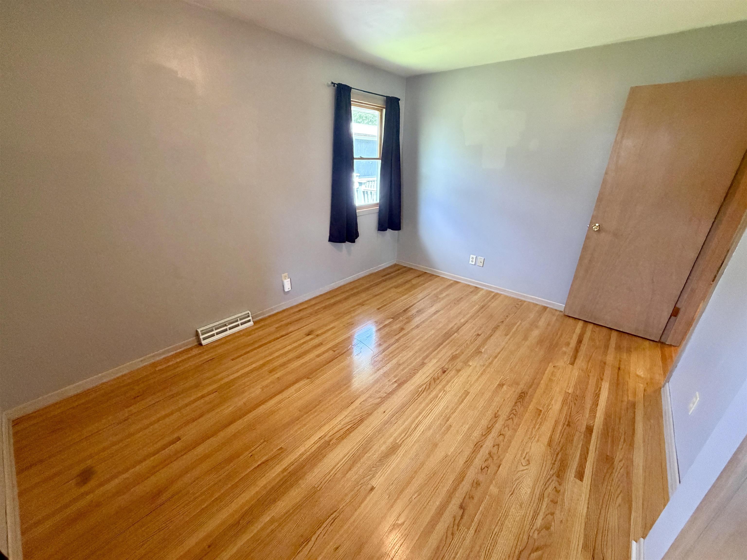 917 26th Street Monroe, WI 53566 - Photo 22 of 38
