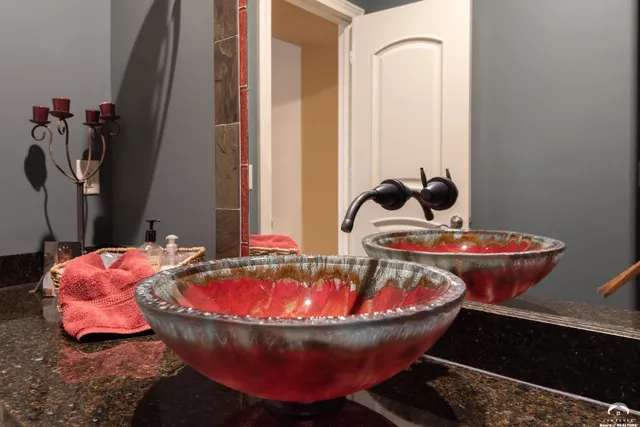 $1,195,000 | 1709 Lake Alvamar Drive, Lawrence, KS 66047