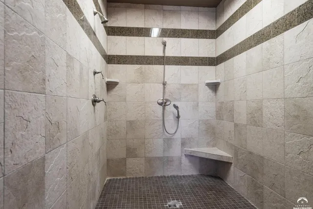 $1,195,000 | 1709 Lake Alvamar Drive, Lawrence, KS 66047