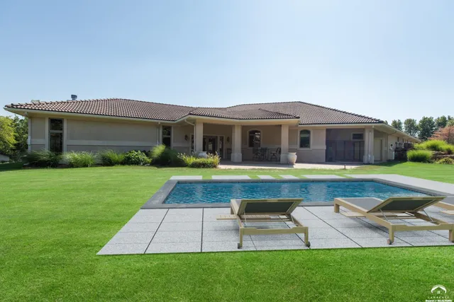 $1,195,000 | 1709 Lake Alvamar Drive, Lawrence, KS 66047