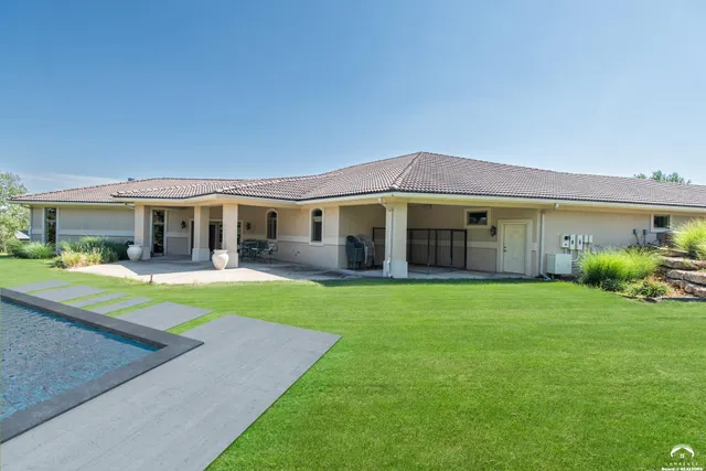 $1,195,000 | 1709 Lake Alvamar Drive, Lawrence, KS 66047