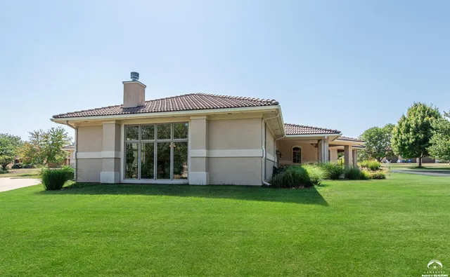 $1,195,000 | 1709 Lake Alvamar Drive, Lawrence, KS 66047