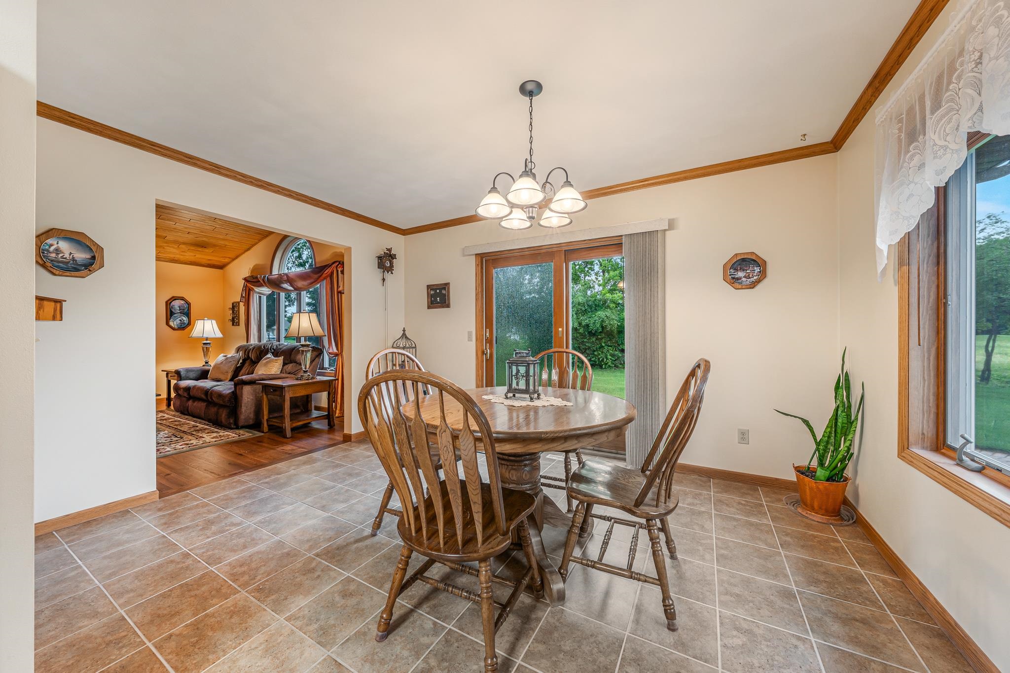 W6674 East Cedar Ridge Drive Appleton, WI 54915 - Photo 11 of 46