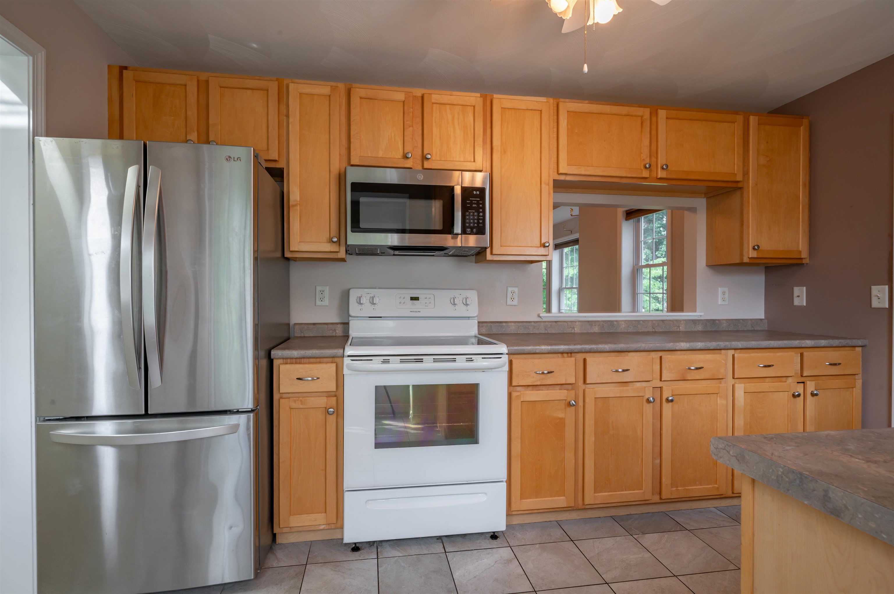 4 Rail Way Hollis, NH 03049 - Photo 6 of 39 Gallery Image 6