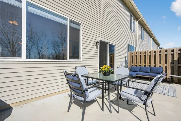 $300,000 | 2027 South Kristina Lane, Round Lake, IL 60073