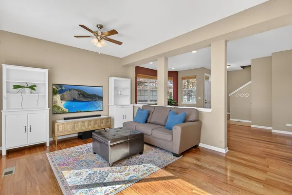 $300,000 | 2027 South Kristina Lane, Round Lake, IL 60073