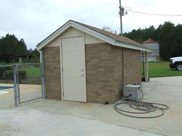1043 Everett Road Graceville, FL 32440 - Photo 26 of 75