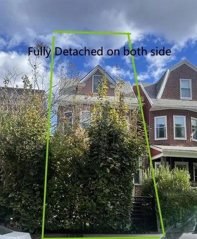 a view of a garden with flowers