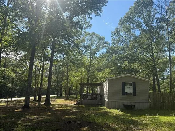 $170,000 | 25 Woodson Landing Road, Deville, LA 71328
