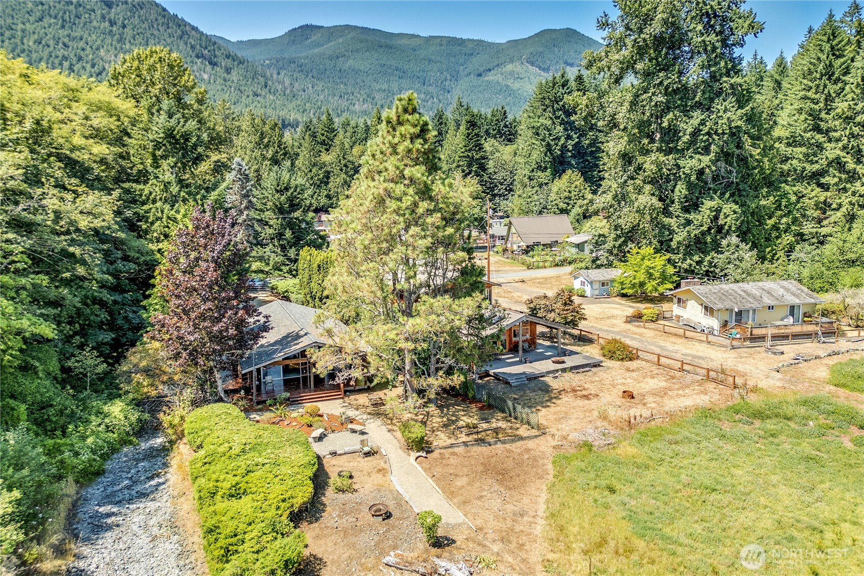 184 Bee Mill Road Brinnon, WA 98320 - Photo 7 of 40 Gallery Image 7