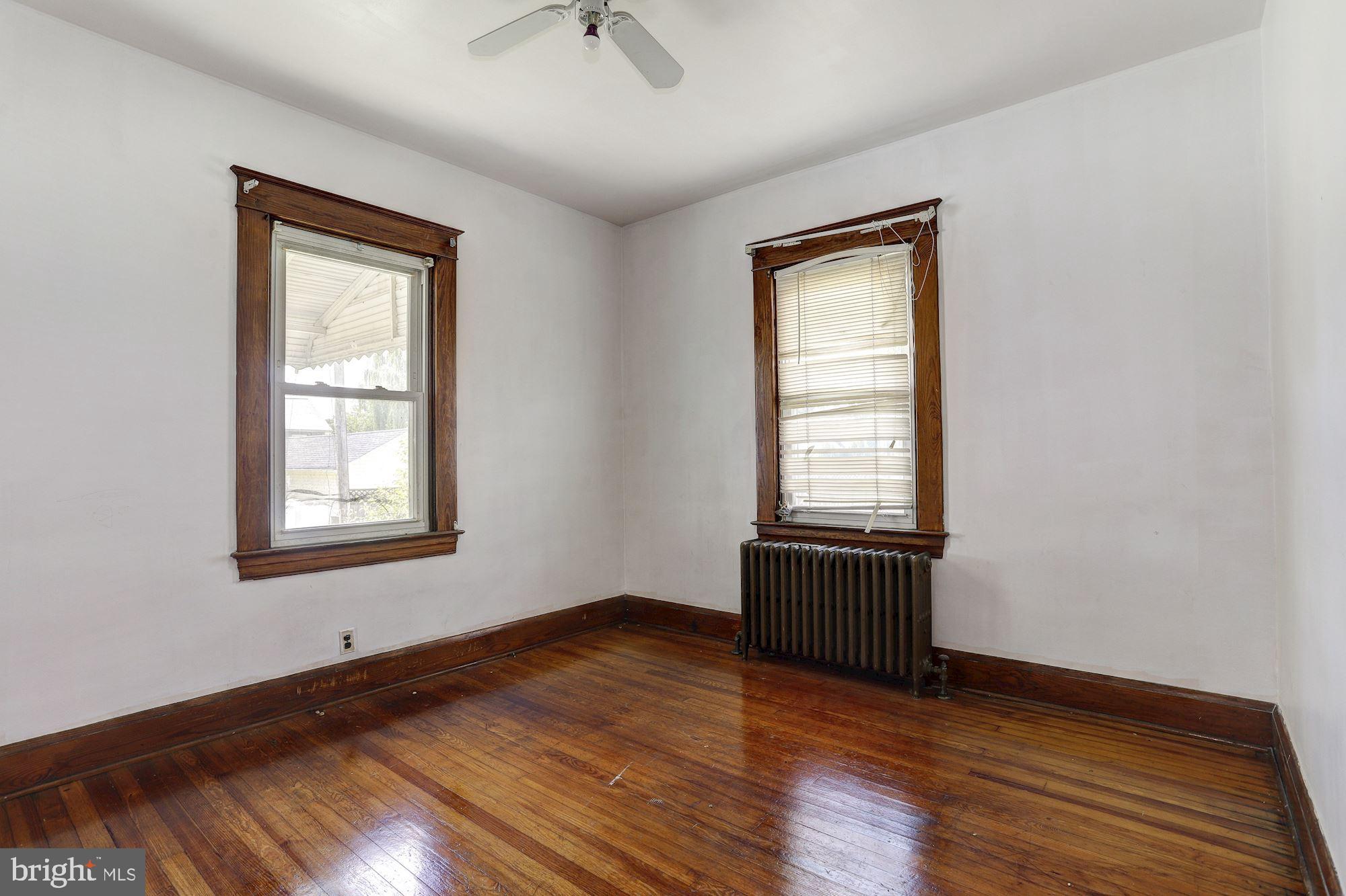 2305 Sparrows Point Road Baltimore, MD 21219 - Photo 11 of 23 Bedroom